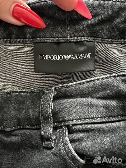 Джинсы Emporio Armani 30