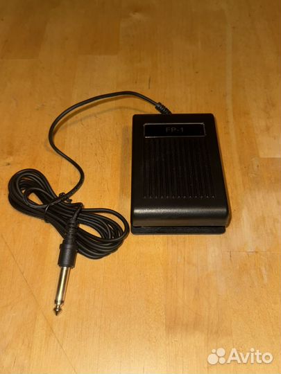 Педаль для синтезатора