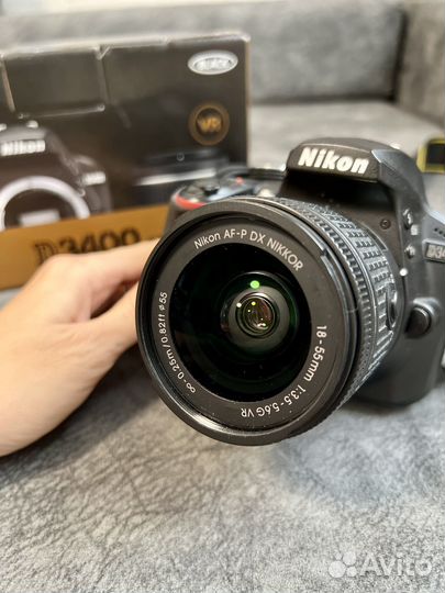 Зеркальный фотоаппарат Nikon d3400