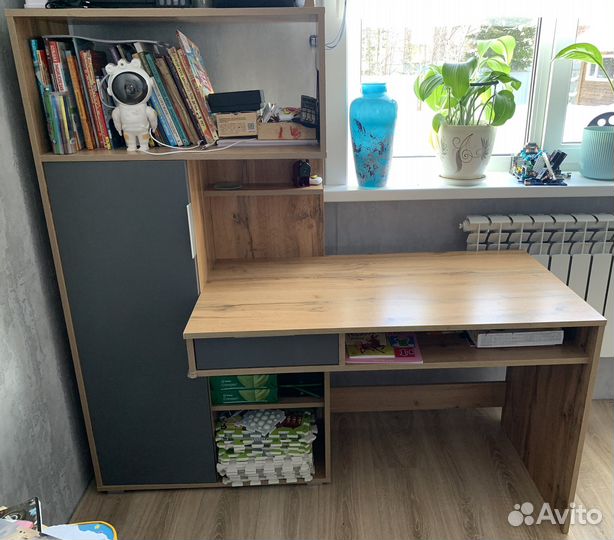 Письменный стол
