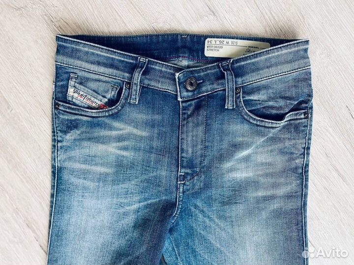 Diesel Skinzee джинсы женские W26L30. Оригинал
