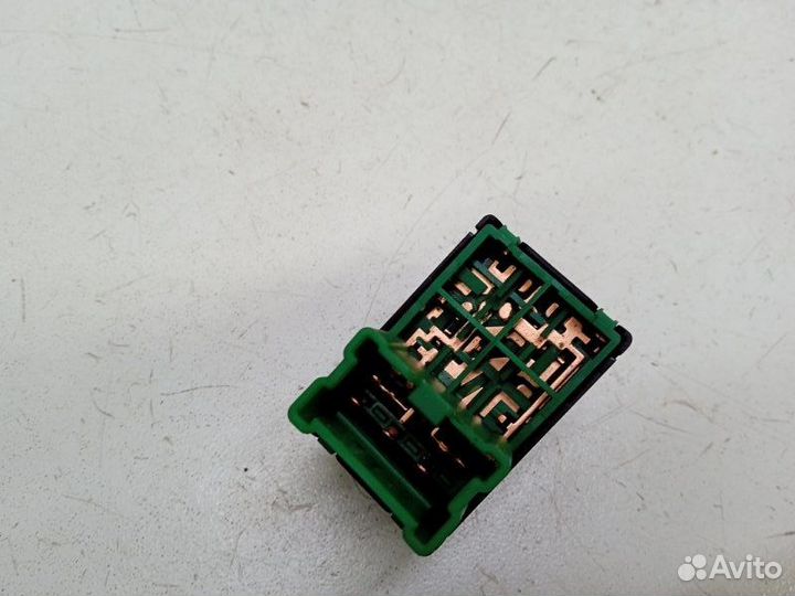 Блок управления зеркалами Nissan Maxima A33 2.0