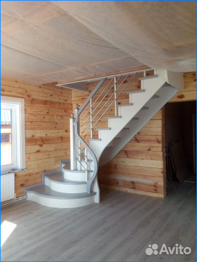 Деревянная лестница