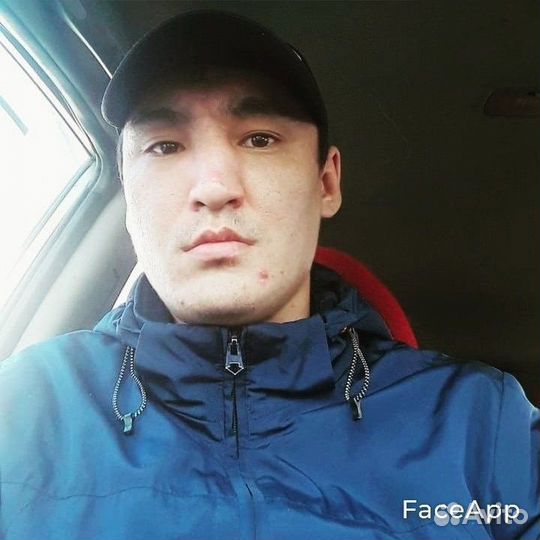 Сварщик, тракторист, плотник