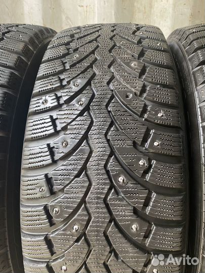 Formula Ice 215/60 R17 100T