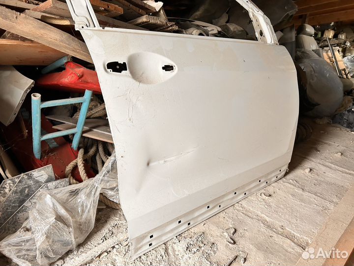 Дверь передняя правая Honda cr v 4