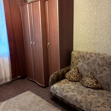 Комната в 3-к., 2/9 эт.
