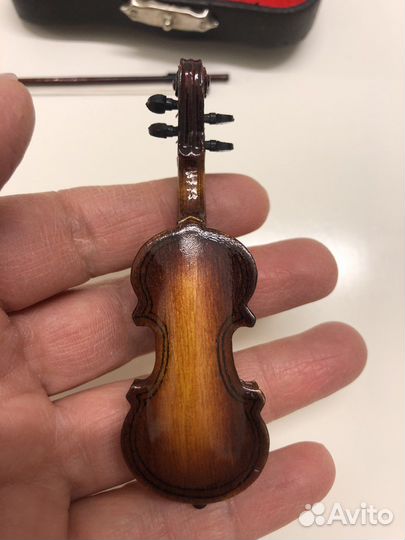 Декоротивная миниатюрная скрипка сувенир