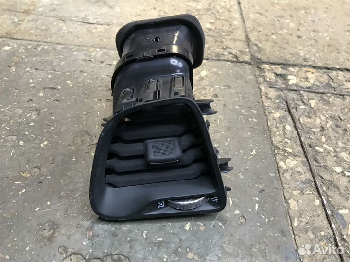 Воздуховод наружный левый Dodge Challenger LA