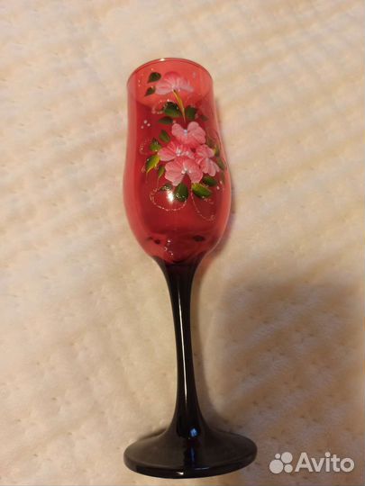 Бокалы для шампанского новые