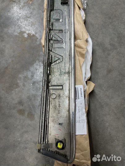 Эмблема Toyota land cruiser