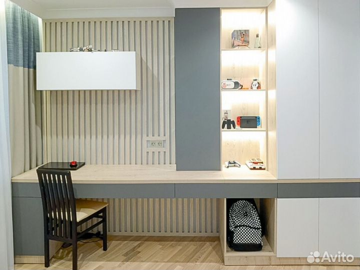 Стол у окна со шкафом в рассрочку