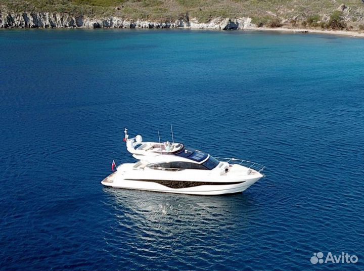 Моторная яхта Princess S62 (021)