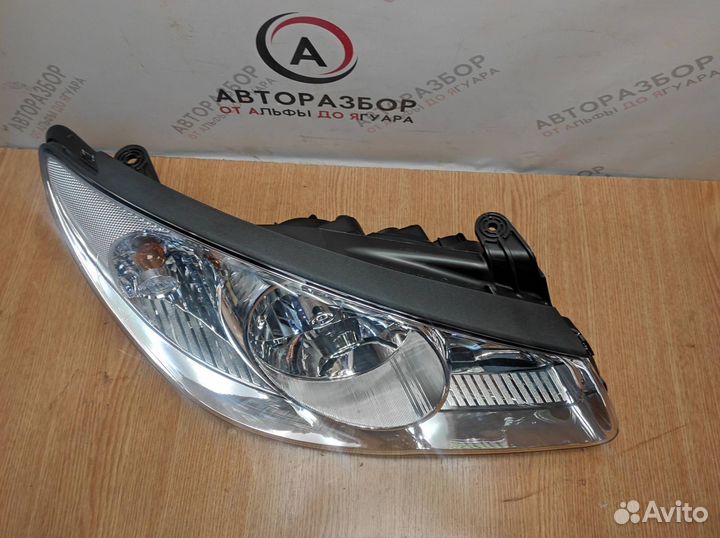 Фара правая Hyundai Elantra (HD) 2006-2011