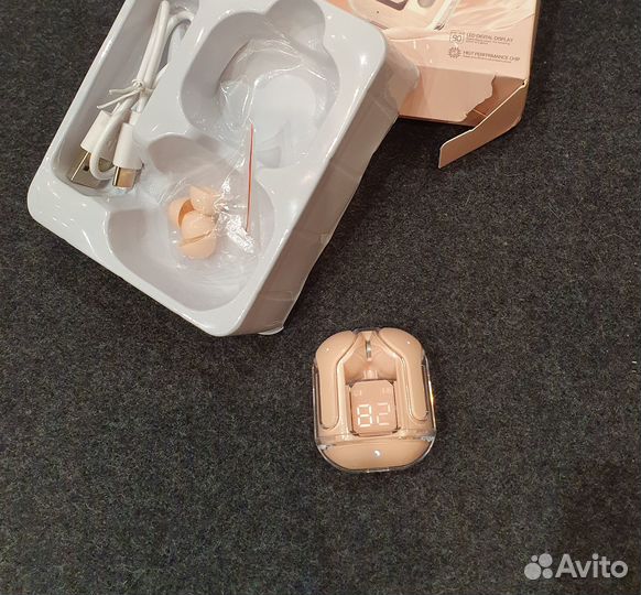 Беспроводные наушники / розовые / новые