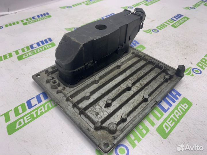 Блок управления двигателем Ford Fiesta MK5 fuja