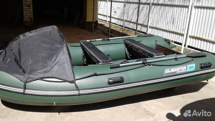 Лодка пвх Гладиатор 380