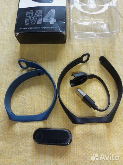 Фитнес браслет