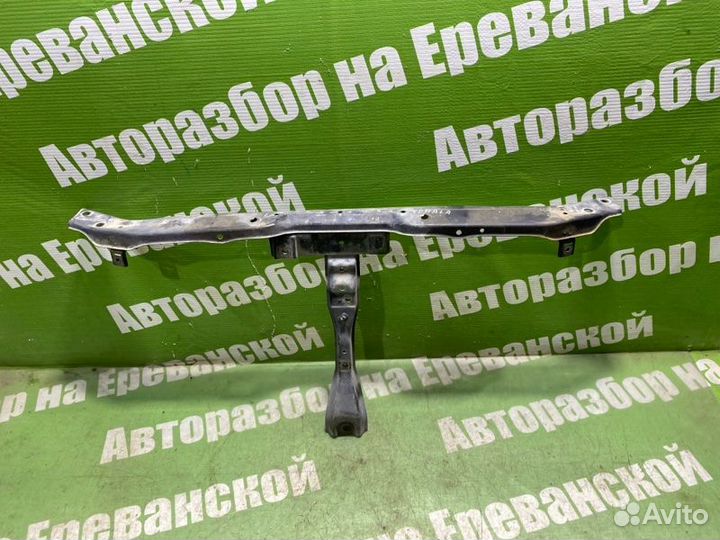 Рамка радиатора Hyundai Sonata EF