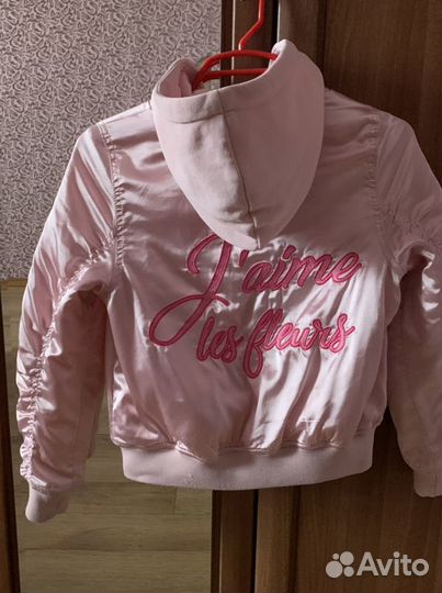 Куртка/ветровка для девочки 140