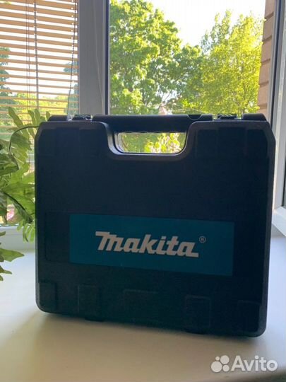 Аккумуляторный ударный шуруповерт makita 26v