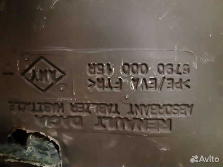 Ковёр лобового щита Renault Duster