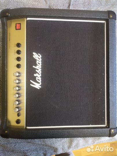 Комбоусилитель гитарный Marshall avt20x