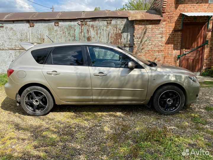 Mazda 3 1.6 МТ, 2005, 217 710 км