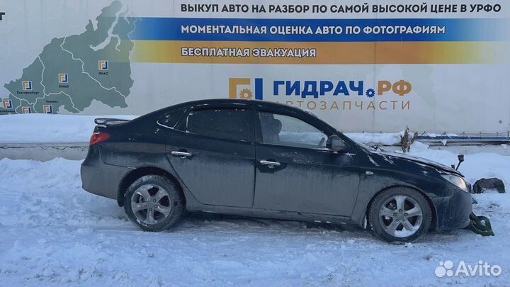 Кулак поворотный передний левый Hyundai Elantra (H