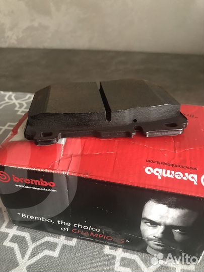 Передние тормозные колодки brembo P50120