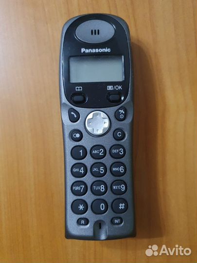 Радиотелефон Panasonic KX-TG1105, две трубки