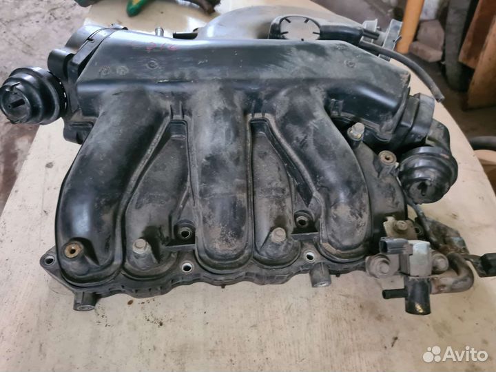 Впускной коллектор Nissan Murano z51