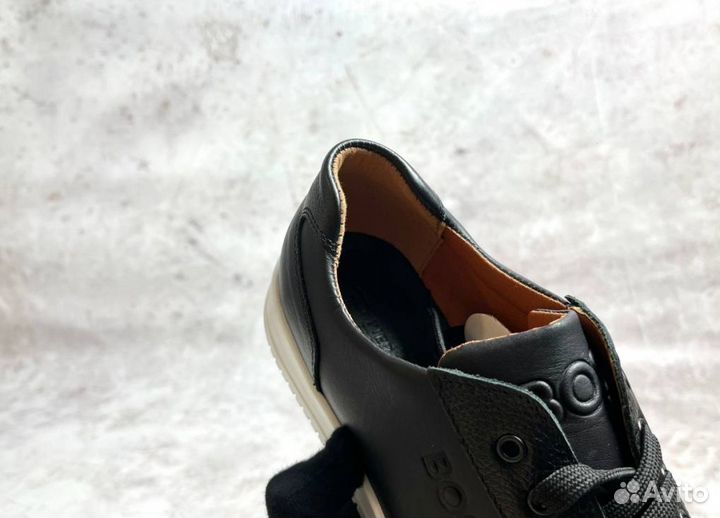 Кроссовки Boss универсальные