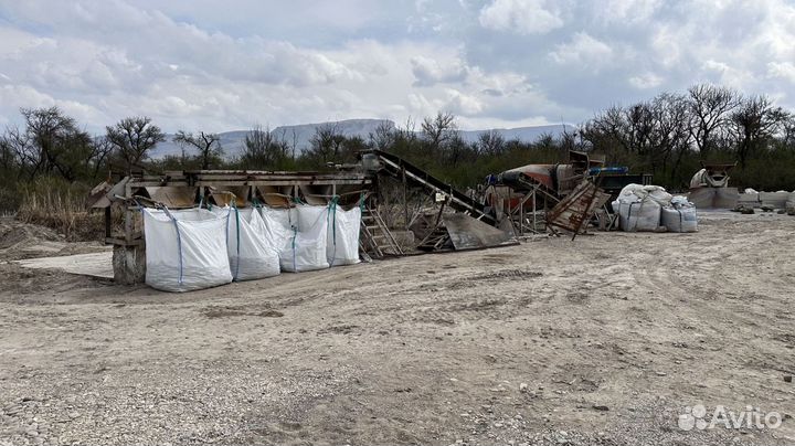 Галька речная разноцветная фр. 40-70