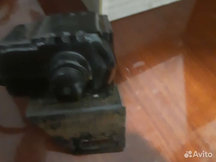 Двигатель для швейной машинки