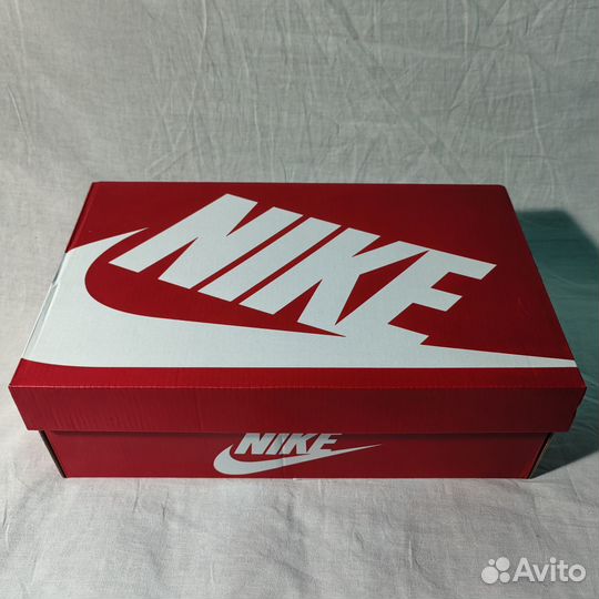 Кроссовки Nike Dunk Low Retro 