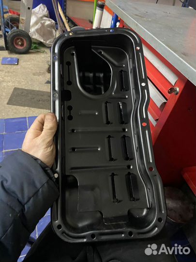 Поддон двигателя Nissan Almera