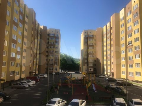 3-к. квартира, 82 м², 2/9 эт.