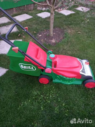 Электрическая газона косилка Брилл