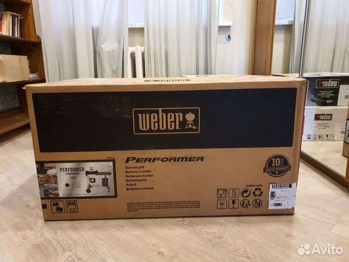 Weber Угольный гриль Performer Premium GBS, новый