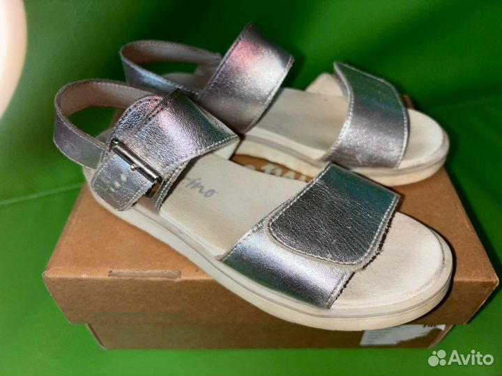 Сандали для девочки 32,33