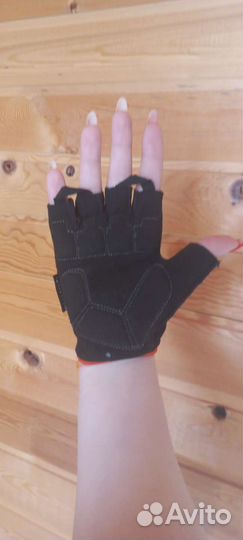 Велосипедные перчатки