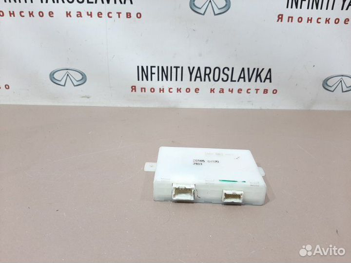 Блок управления сиденьем задний Infiniti M35 Y50