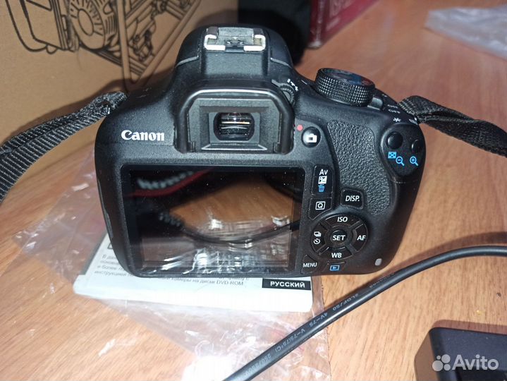 Зеркальный фотоаппарат canon 1200d