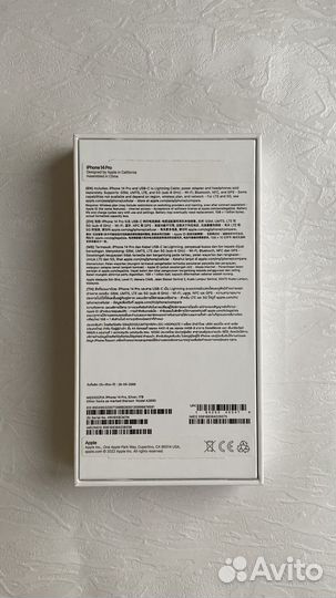 Коробки iPhone se, airpods pro оригинал