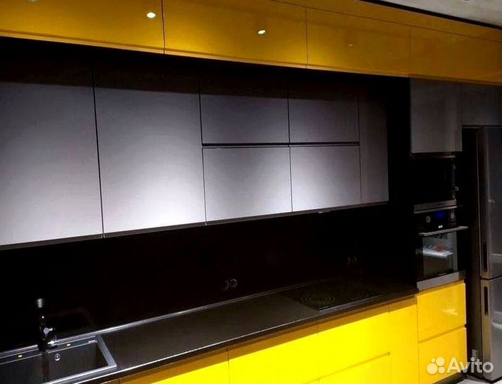 Прямой кухонный гарнитур современный