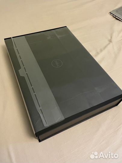 Dell XPS 15 9520 oled 