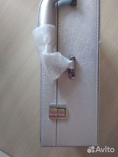 Кейс дипломат