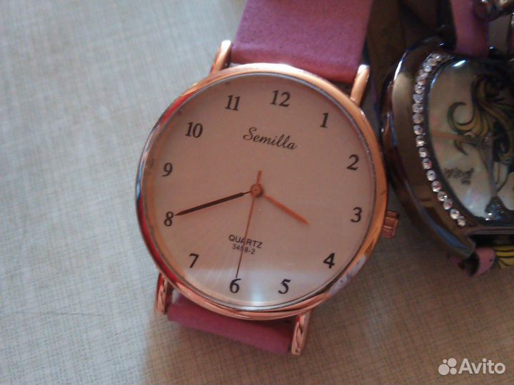 Часы наручные женские
