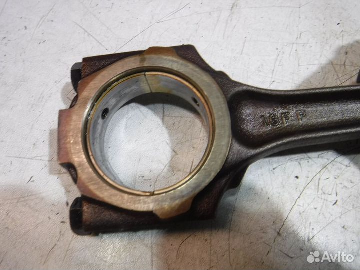 Поршень с шатуном Chery Amulet A15